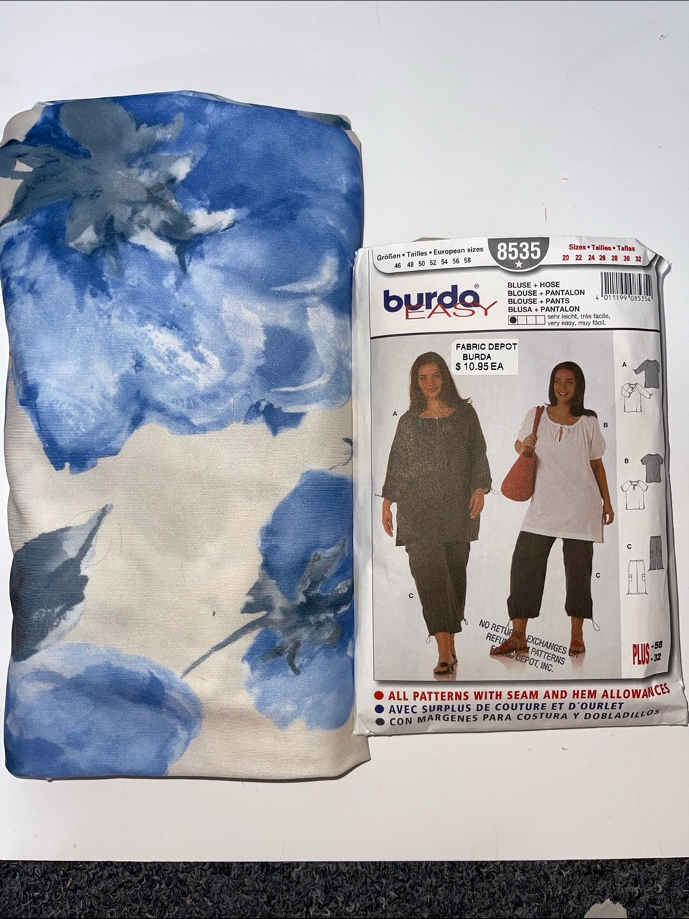 5/$25 Sewing Project Precut Burda Easy Women’s Floral Tunic Top in Blue Sz 20-32